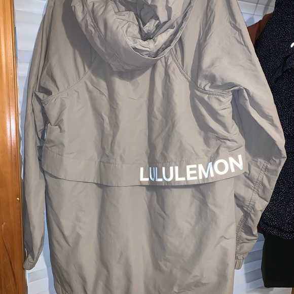 COPY - Lululemon limited edition windbreaker - Picture 1 of 4